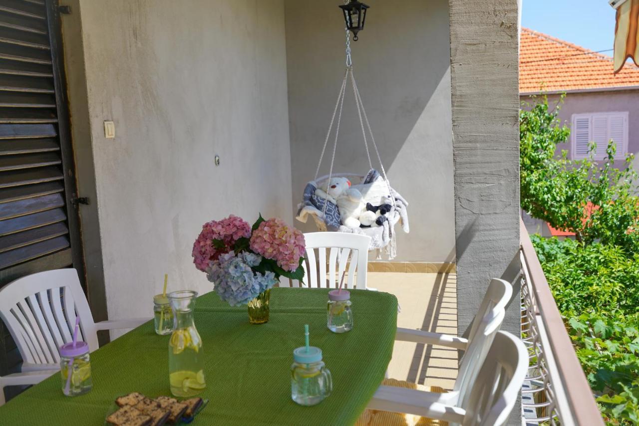 Apartment Jardin With Free Cowered Parking Zadar Exterior photo