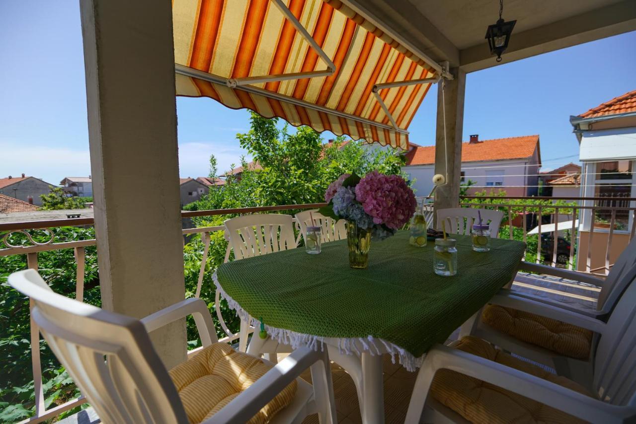 Apartment Jardin With Free Cowered Parking Zadar Exterior photo